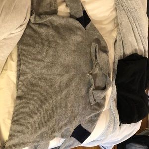 Brandy Melville pullover